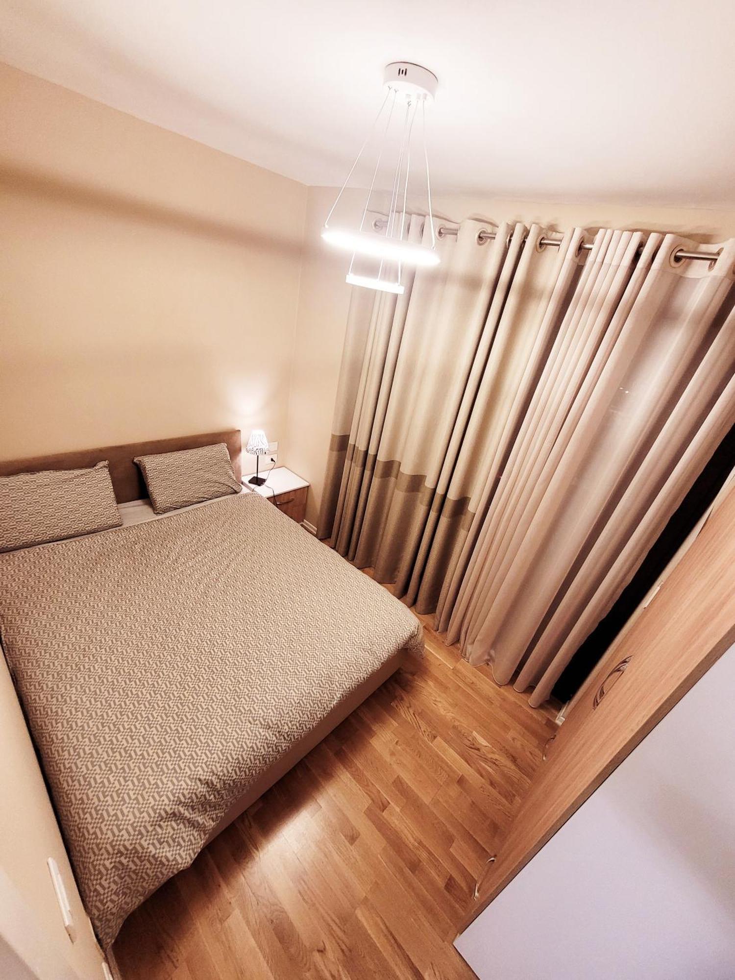 Sui' Apartment Tirana Bagian luar foto